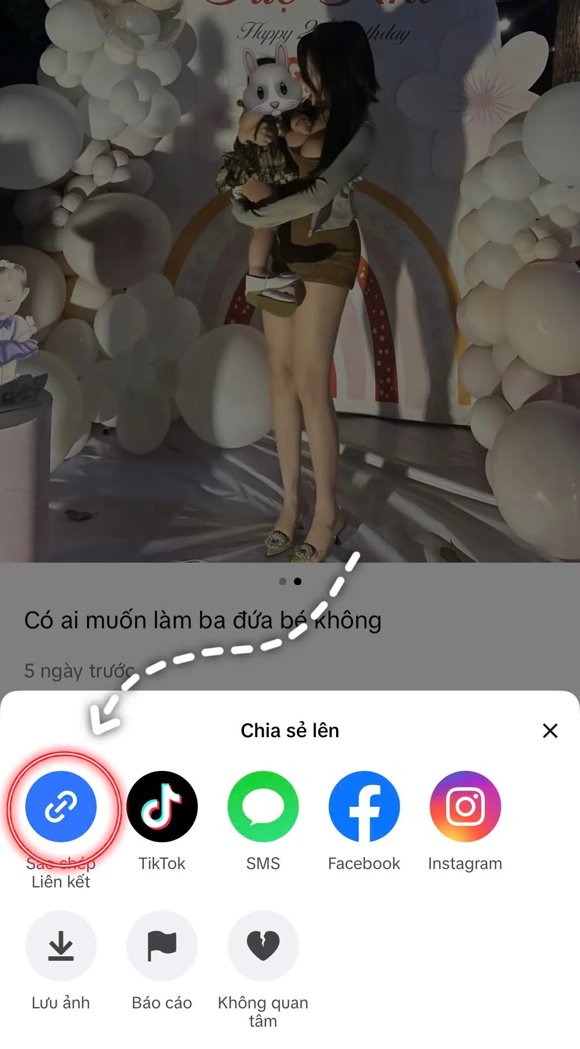 Tap the 'Share' button and choose 'Copy link'